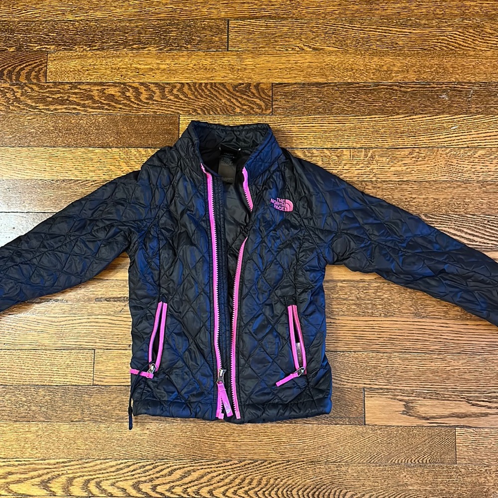 Girls XXS -size 5 NorthFace Thermo Ball coat